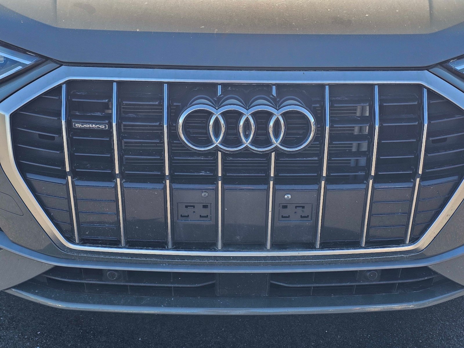 Used 2025 Audi Q3 2.0T Premium AWD/4WD image 12