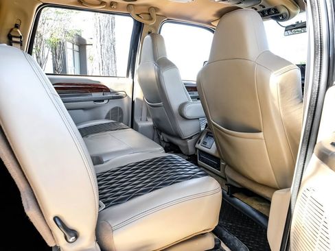 Used 2002 Ford Excursion Limited image 33