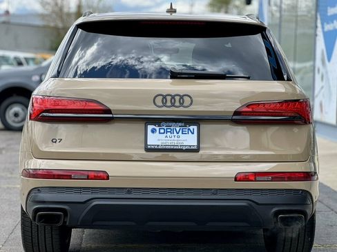 Used 2025 Audi Q7 3.0T Premium Plus w/ Premium Plus Package AWD/4WD image 4
