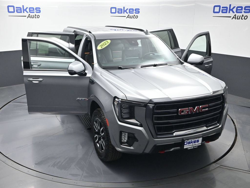 Used 2023 GMC Yukon XL AT4 w/ Technology Package AWD/4WD image 58