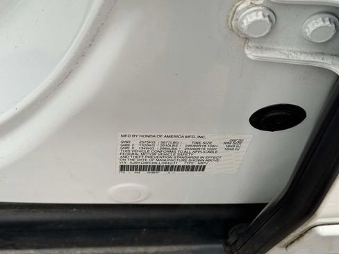 Used 2020 Acura MDX SH-AWD image 22