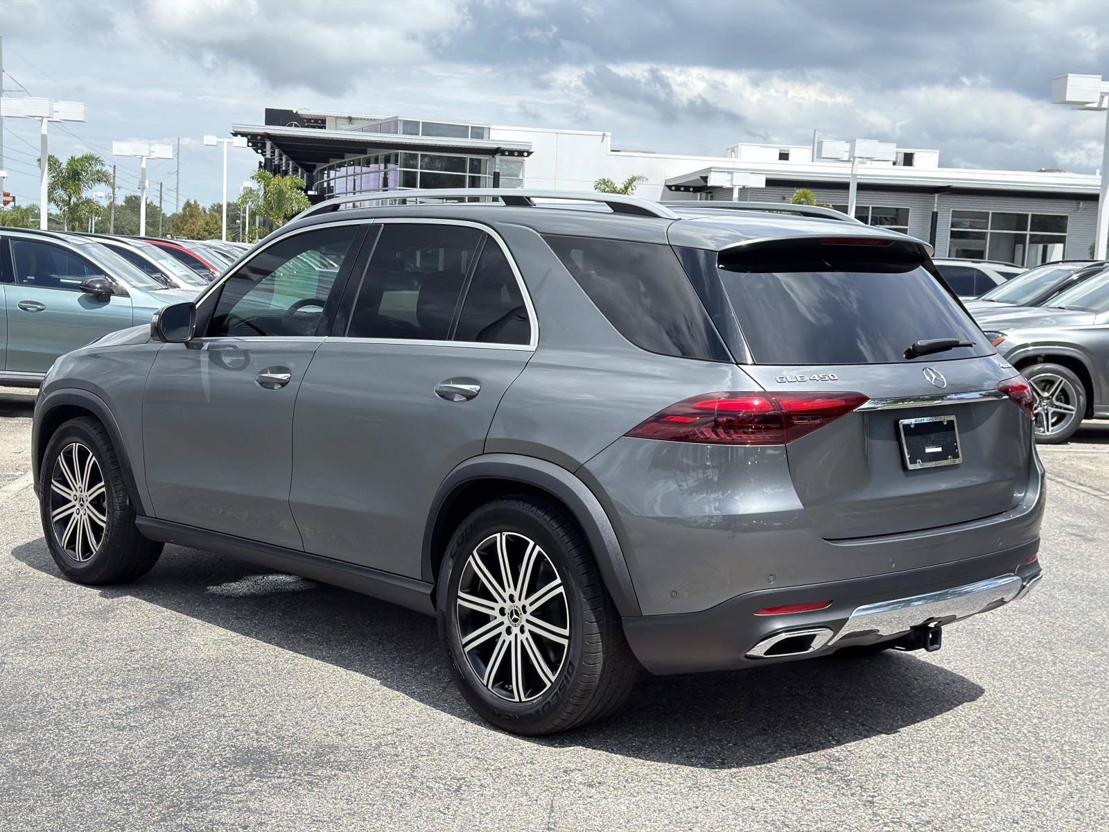 Certified 2025 Mercedes-Benz GLE 450 4MATIC w/ Winter Package image 5