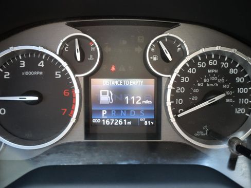 Used 2017 Toyota Tundra SR5 w/ SR5 Upgrade Package image 10