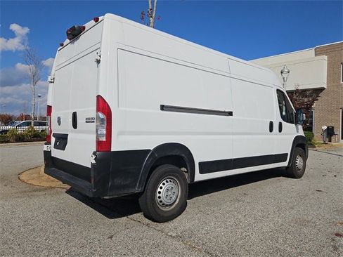 Used 2025 RAM ProMaster 2500 w/ Convenience Group image 5