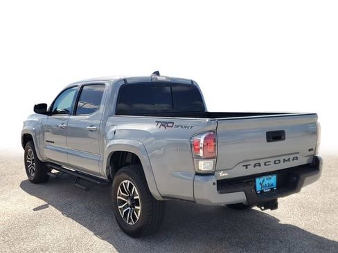Used 2021 Toyota Tacoma TRD Sport w/ Technology Package RWD image 3