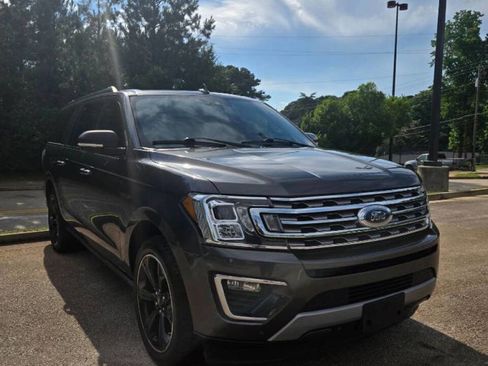 Used 2021 Ford Expedition Max Limited RWD image 2