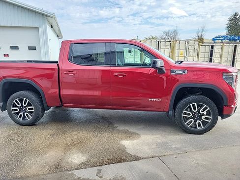 Used 2024 GMC Sierra 1500 AT4 w/ Technology Package image 3