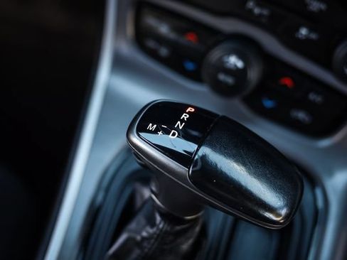 Used 2020 Dodge Challenger R/T RWD image 41