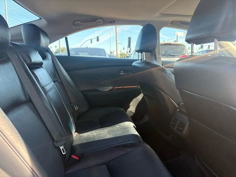 Used 2011 Lexus ES 350 image 33