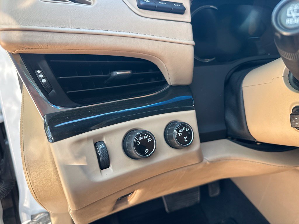 Used 2018 Cadillac Escalade Platinum AWD/4WD image 20