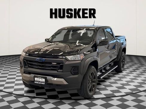 Certified 2024 Chevrolet Colorado Trail Boss w/ Technology Package AWD/4WD image 4