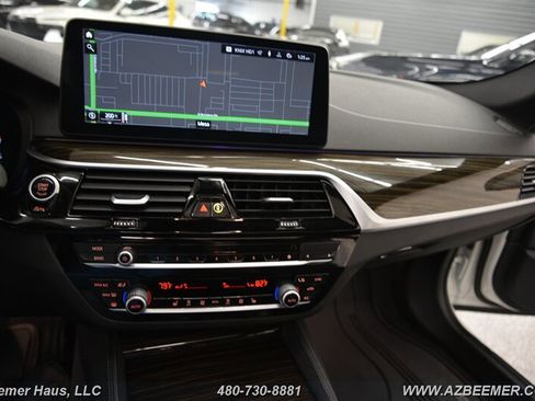 Used 2022 BMW 530i w/ M Sport Package image 30