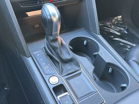 Used 2019 Volkswagen Atlas SE image 33