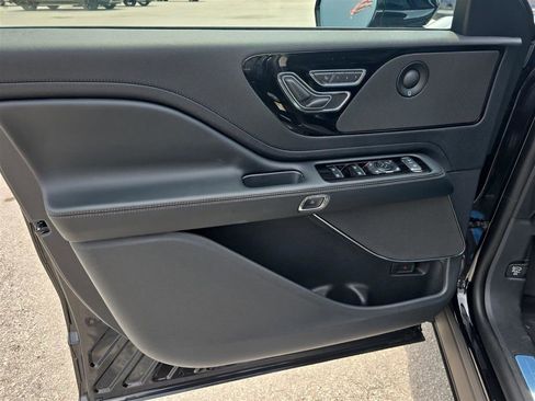 New 2025 Lincoln Aviator 2WD w/ Equipment Group 101A image 16