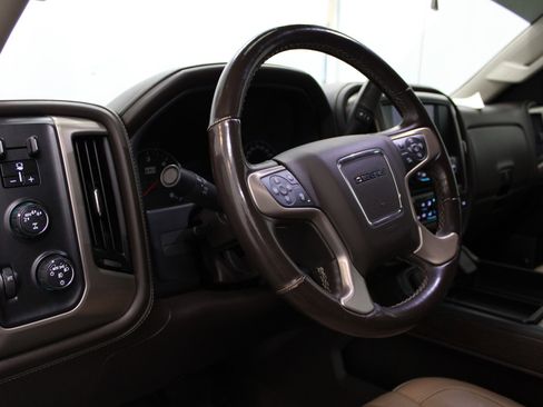 Used 2018 GMC Sierra 1500 Denali w/ Denali Ultimate Package image 10