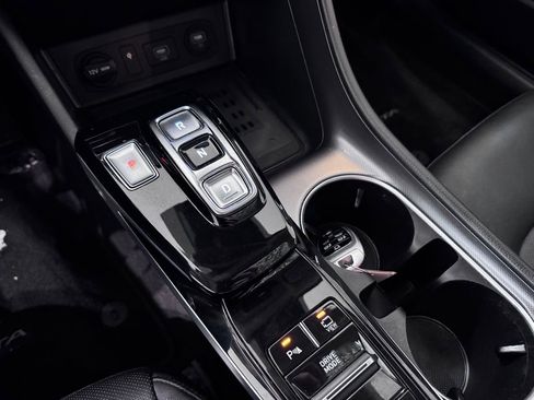 Used 2023 Hyundai Sonata Limited image 21