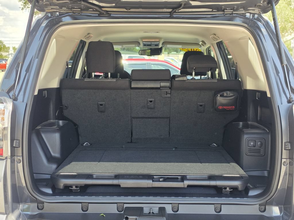 Used 2024 Toyota 4Runner SR5 RWD image 9