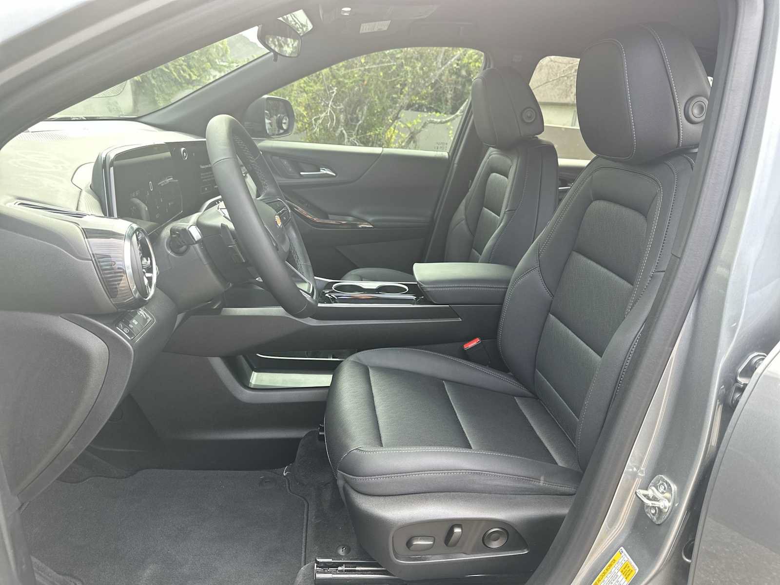 Certified 2025 Chevrolet Equinox LT w/ Convenience Package II FWD image 15