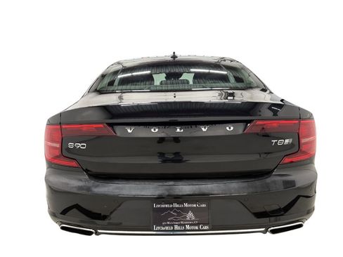 Used 2018 Volvo S90 T8 Inscription w/ Convenience Package image 5