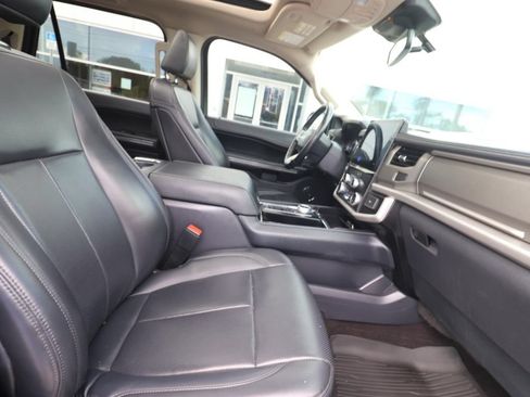 Used 2023 Ford Expedition Max XLT RWD image 17