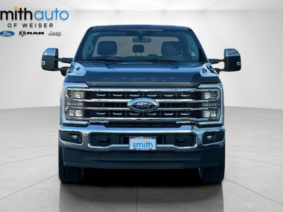 New 2026 Ford F250 Lariat w/ Chrome Package