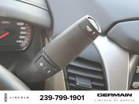 Used 2015 GMC Yukon SLT w/ Open Road Package AWD/4WD image 28