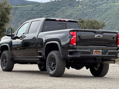 New 2026 Chevrolet Silverado 2500 ZR2 w/ LPO, Dark Essentials Package AWD/4WD image 6