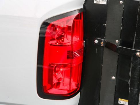 Used 2022 Chevrolet Colorado W/T w/ WT Convenience Package image 8