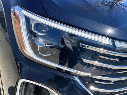 Used 2025 Volkswagen Atlas SEL image 40