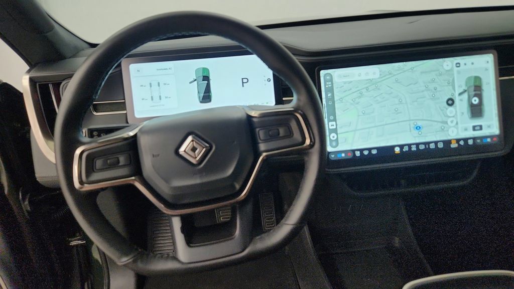 Used 2025 Rivian R1S Adventure Dual AWD/4WD image 36