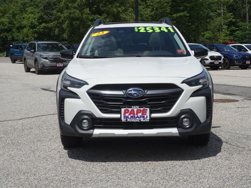 Used 2023 Subaru Outback Limited AWD/4WD image 2