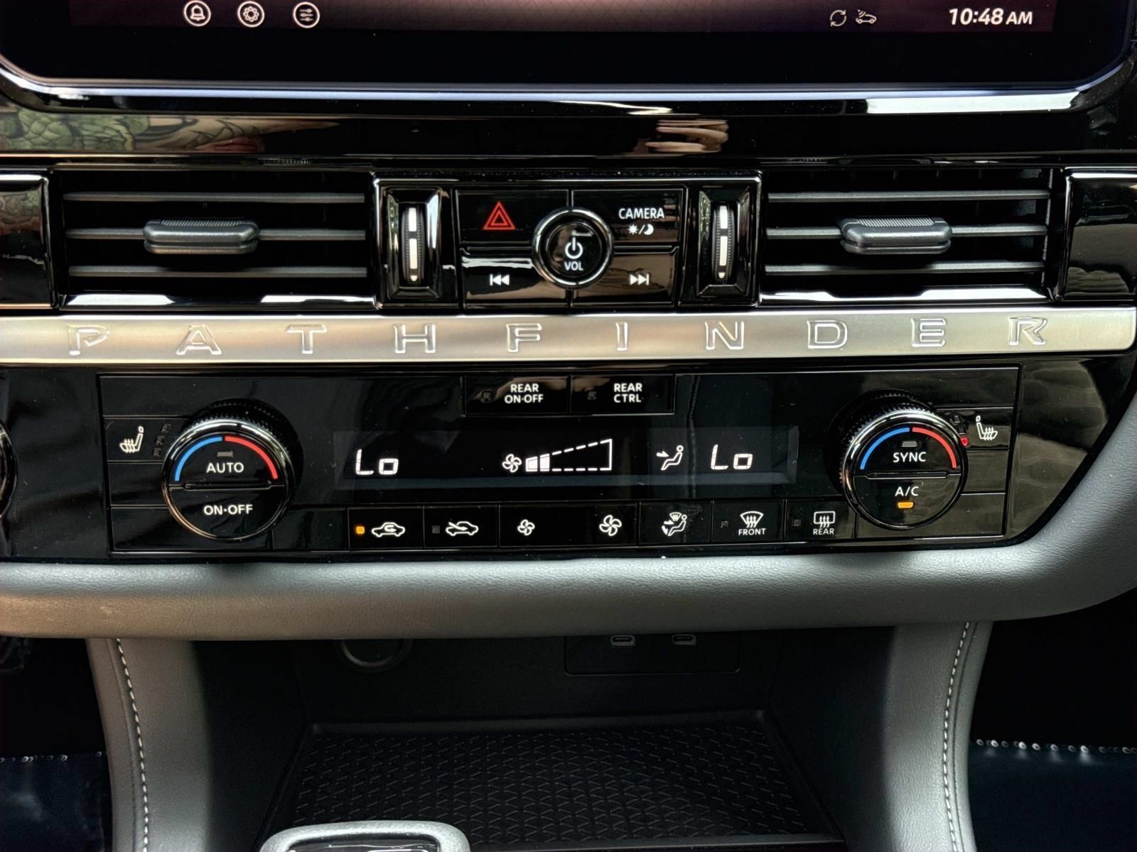 Certified 2026 Nissan Pathfinder SV AWD/4WD image 11