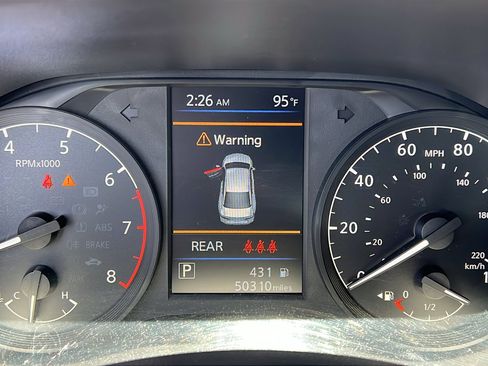Used 2024 Nissan Altima 2.5 S FWD image 24