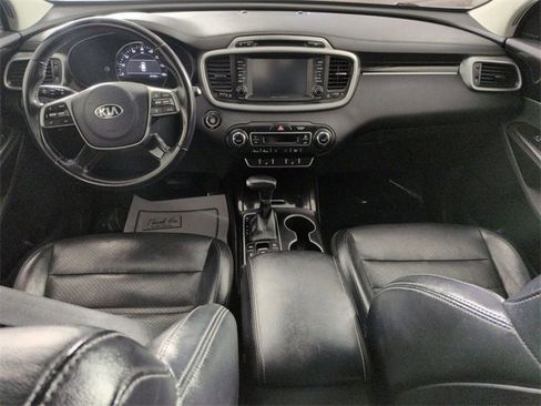 Used 2019 Kia Sorento EX image 26