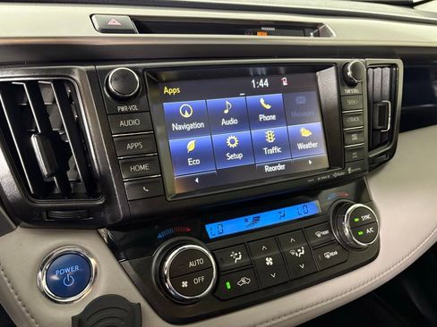 Used 2016 Toyota RAV4 XLE image 27