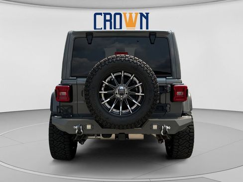 Used 2021 Jeep Wrangler Unlimited Rubicon w/ Xtreme Recon 35" Tire Package AWD/4WD image 4
