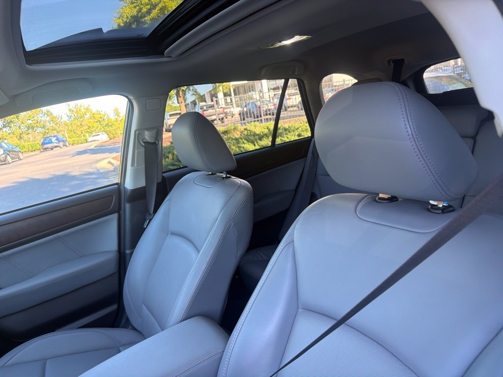 Used 2019 Subaru Outback 2.5i Limited AWD/4WD image 9