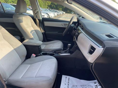 Used 2014 Toyota Corolla LE FWD image 12