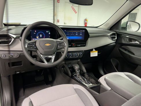 New 2026 Chevrolet TrailBlazer LT w/ Convenience Package image 28
