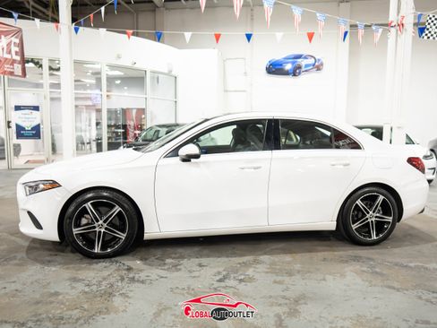 Used 2019 Mercedes-Benz A 220 4MATIC image 4