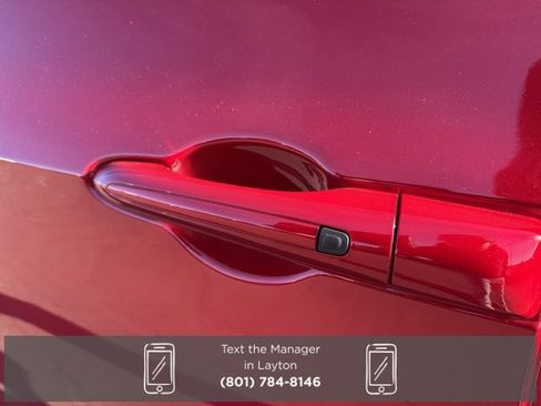 New 2026 Chrysler Pacifica Select image 13