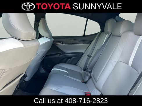 Used 2026 Toyota Camry SE w/ Convenience Package FWD image 5