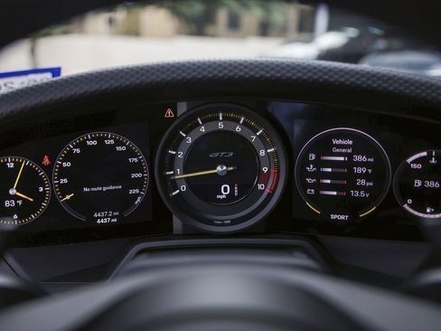 Certified 2022 Porsche 911 GT3 RWD image 24