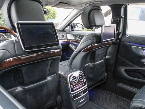 Used 2016 Mercedes-Benz Maybach S 600 image 22
