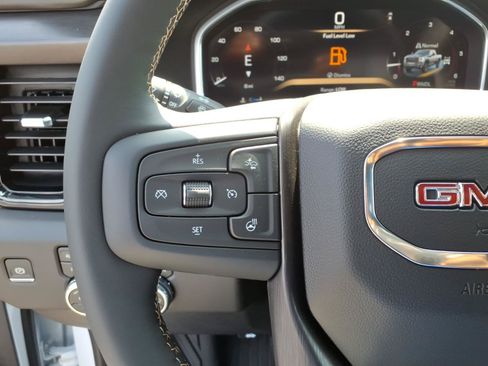 New 2026 GMC Sierra 2500 AT4 w/ AT4 Premium Plus Package AWD/4WD image 11