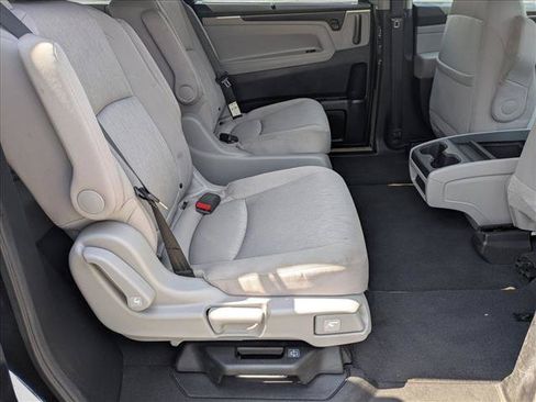 Used 2019 Honda Odyssey EX image 19