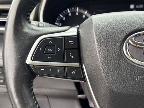 Used 2020 Toyota Highlander Limited AWD/4WD image 21