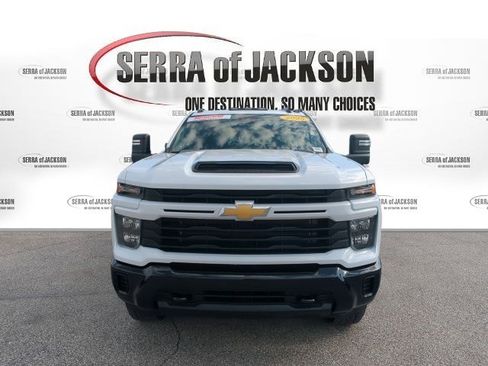 Used 2025 Chevrolet Silverado 2500 Custom w/ Z71 Off-Road Package image 3