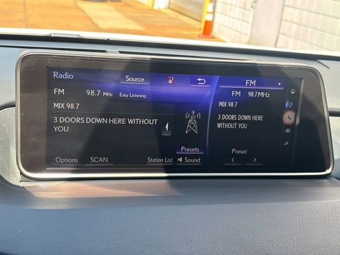 Used 2017 Lexus RX 350 AWD w/ Premium Package image 13