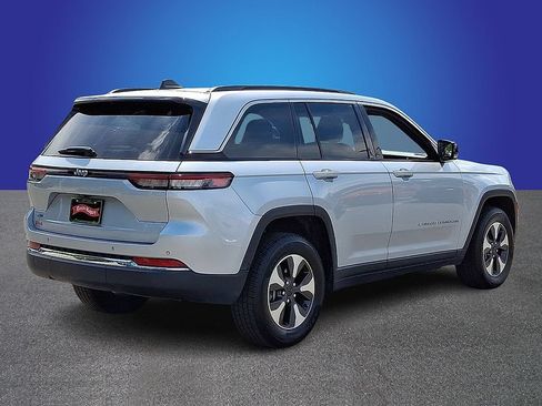 Used 2024 Jeep Grand Cherokee Limited 4xe AWD/4WD image 4